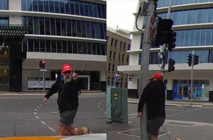 Забавный момент с участием пожилого пешехода, переходящего дорогу в городе Аделаида (Австралия) был снят на камеру видеорегистратора, установленного в салоне автомобиля неизвестного автовладельца.